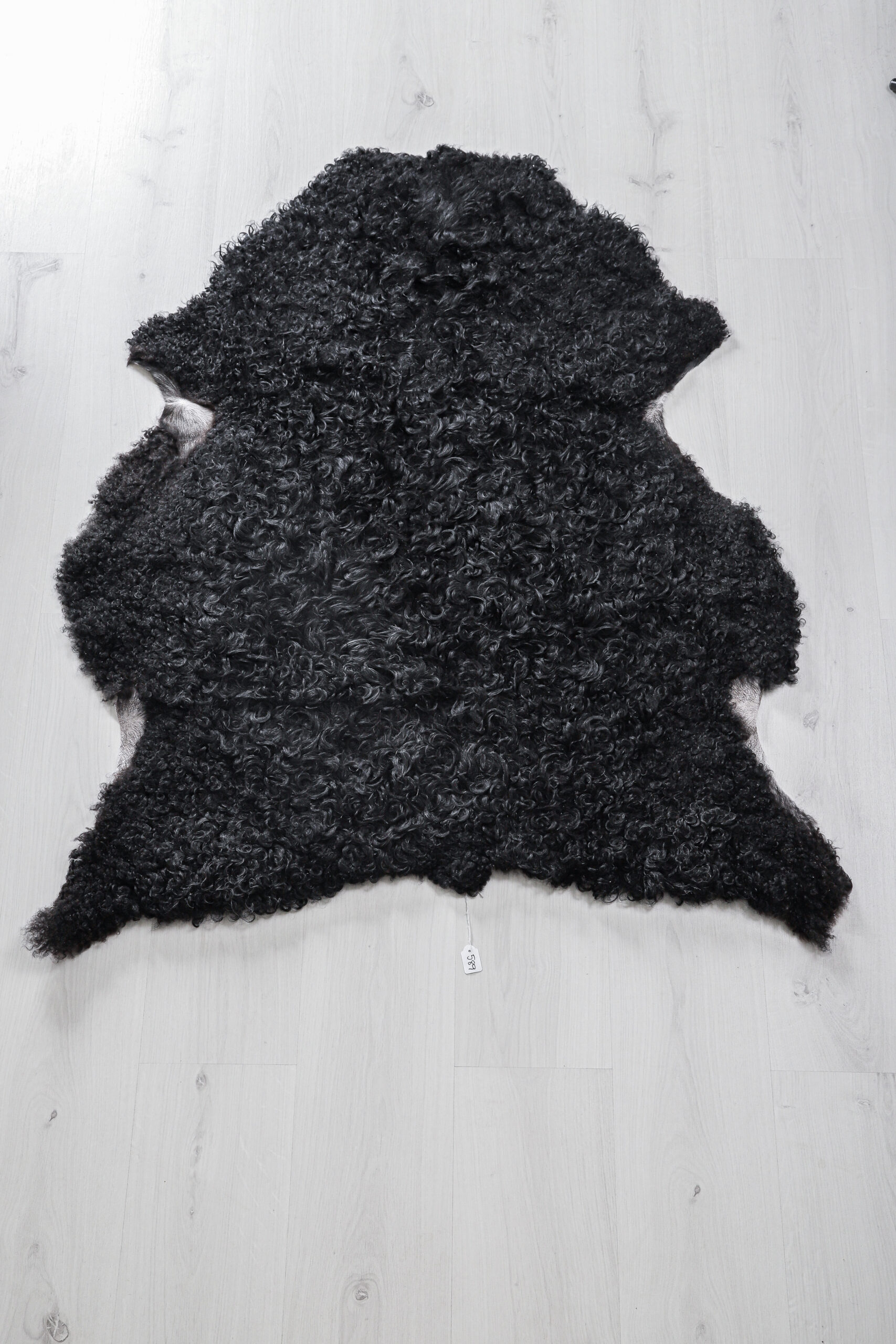 589-Lammskinn, Fårskinn, Lambskin, Sheepskin, Schafsfell, Schafspeltz