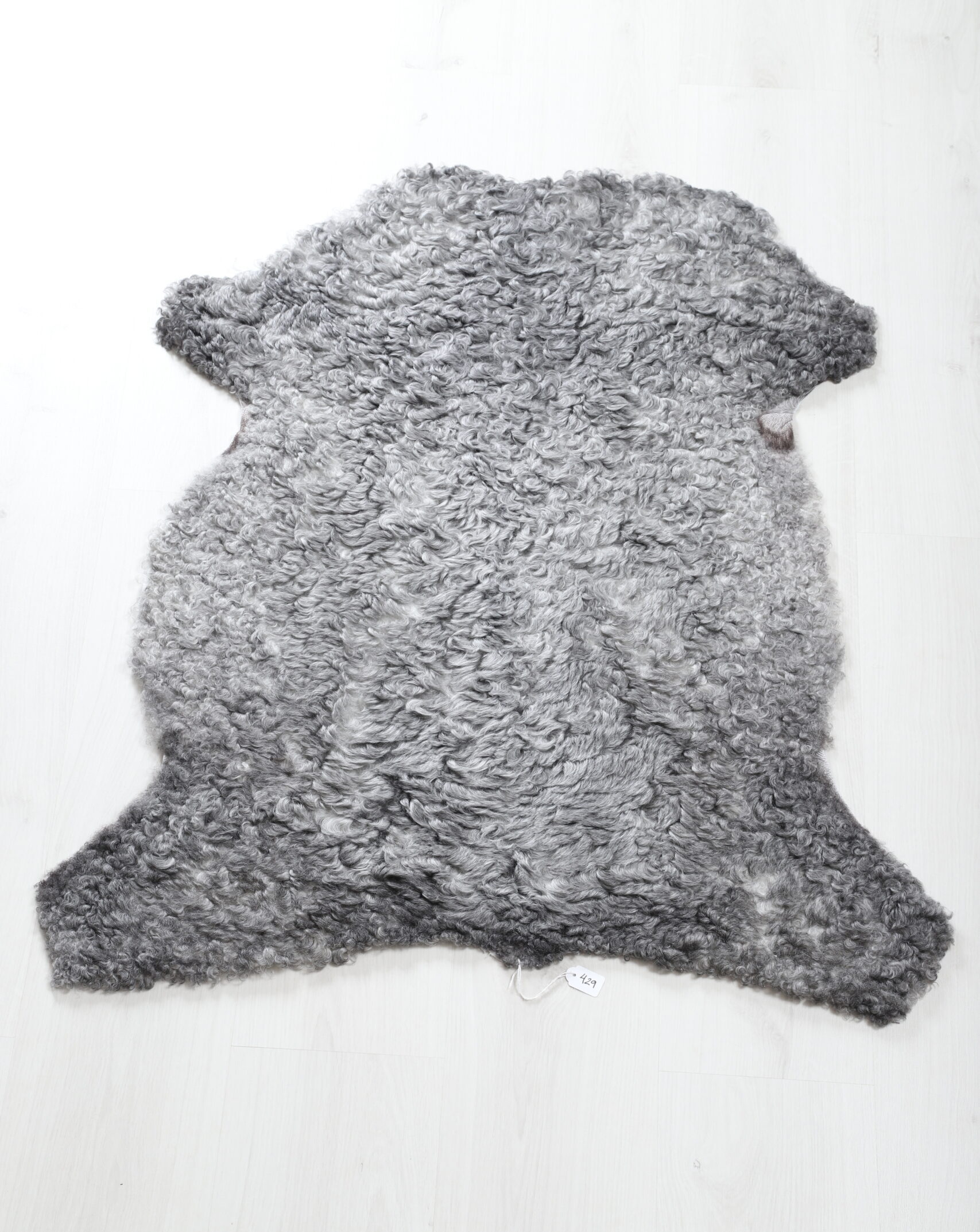 429-Lammskinn, Fårskinn, Lambskin, Sheepskin, Schafsfell, Schafspeltz