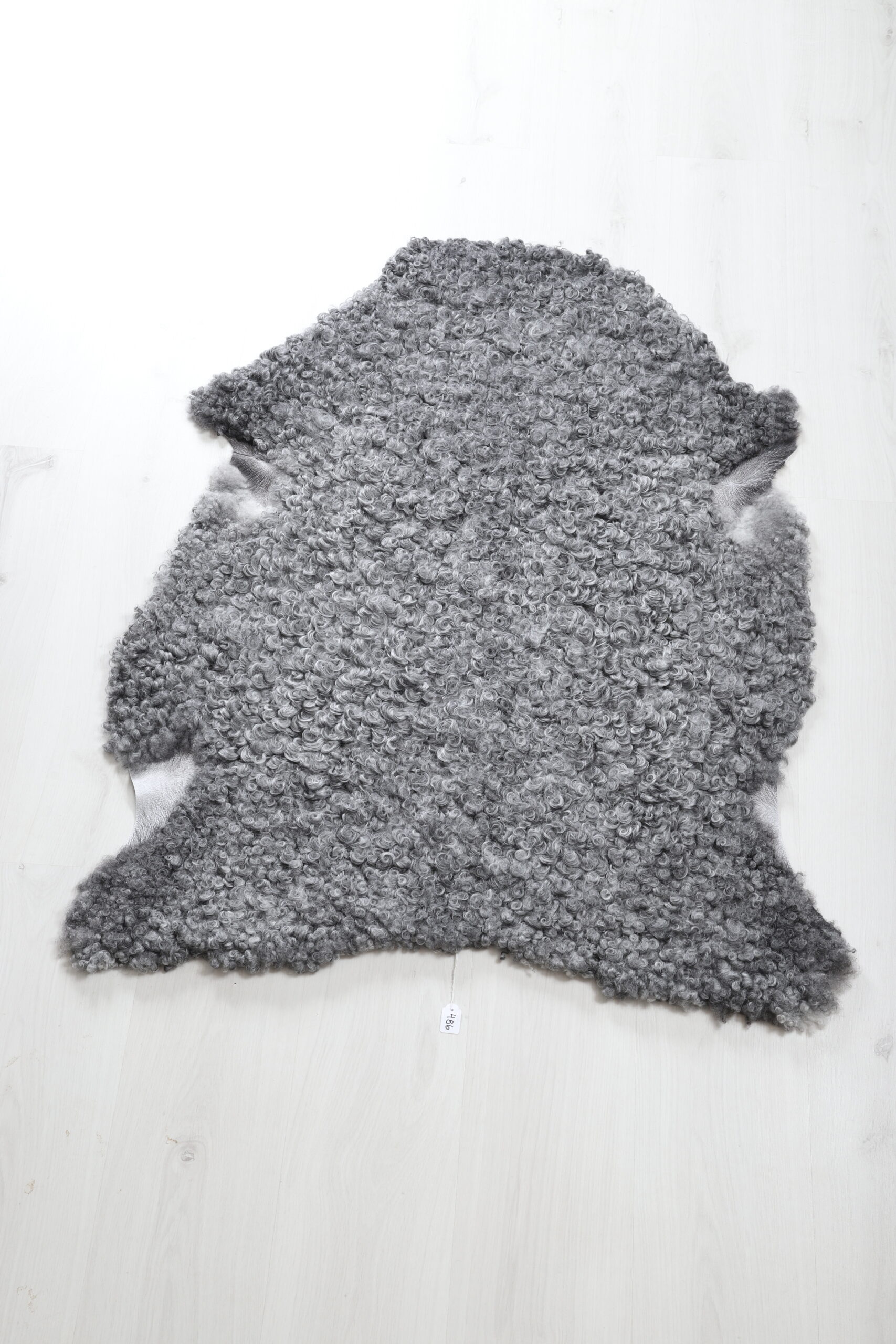 486-Lammskinn, Fårskinn, Lambskin, Sheepskin, Schafsfell, Schafspeltz