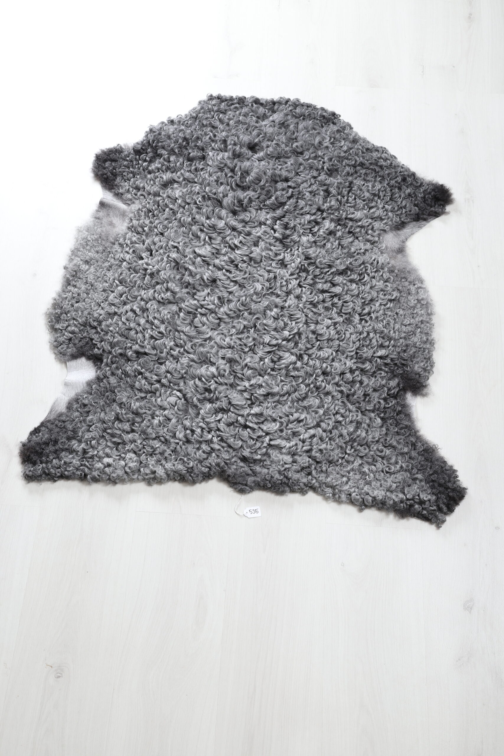 535-Lammskinn, Fårskinn, Lambskin, Sheepskin, Schafsfell, Schafspeltz
