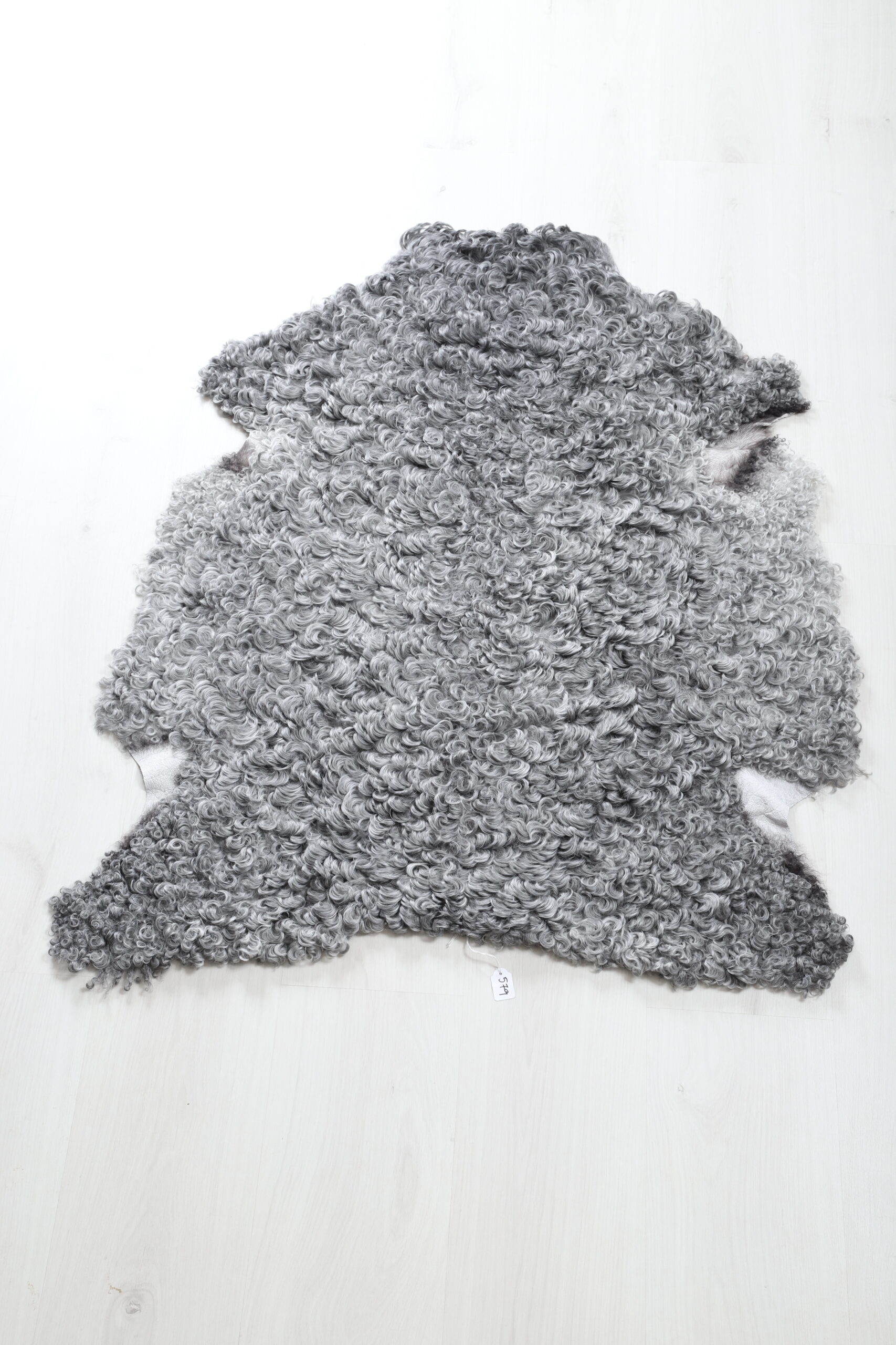 579-Lammskinn, Fårskinn, Lambskin, Sheepskin, Schafsfell, Schafspeltz