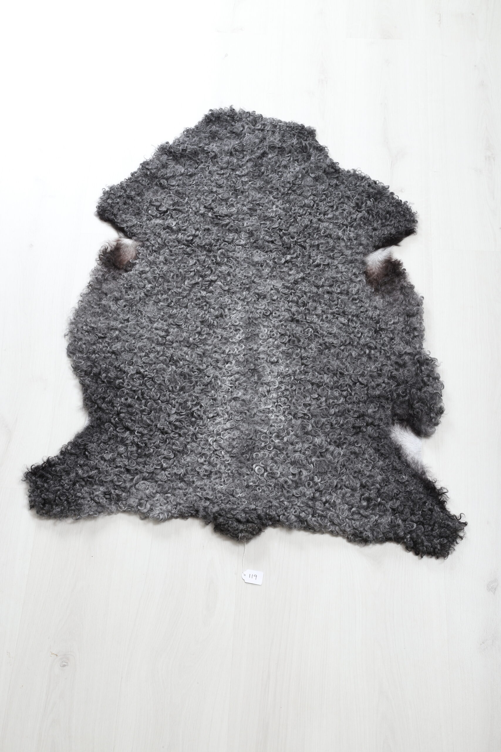 119-Lammskinn, Fårskinn, Lambskin, Sheepskin, Schafsfell, Schafspeltz
