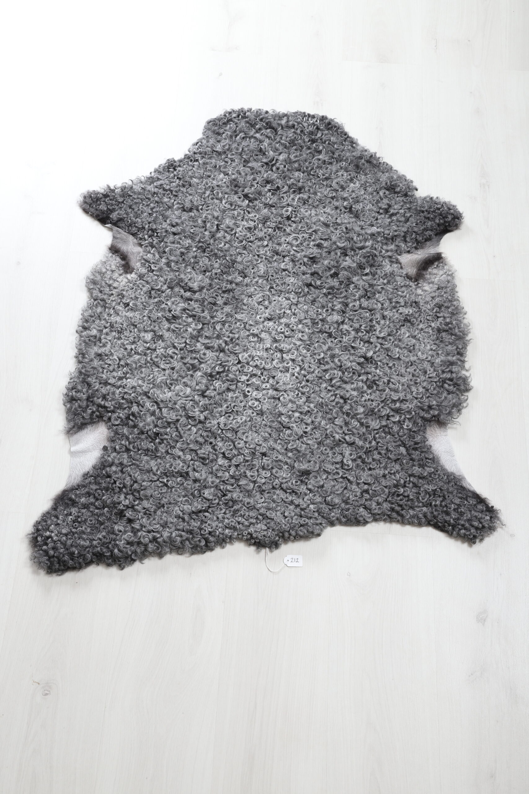 212-Lammskinn, Fårskinn, Lambskin, Sheepskin, Schafsfell, Schafspeltz