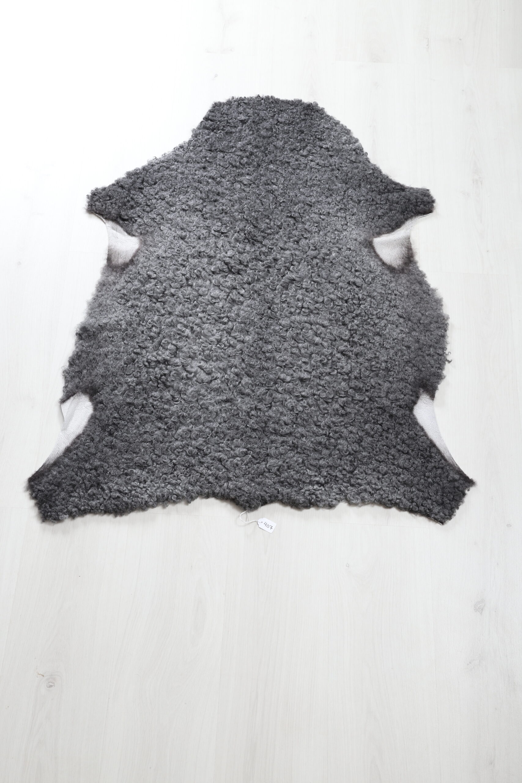 407-Lammskinn, Fårskinn, Lambskin, Sheepskin, Schafsfell, Schafspeltz
