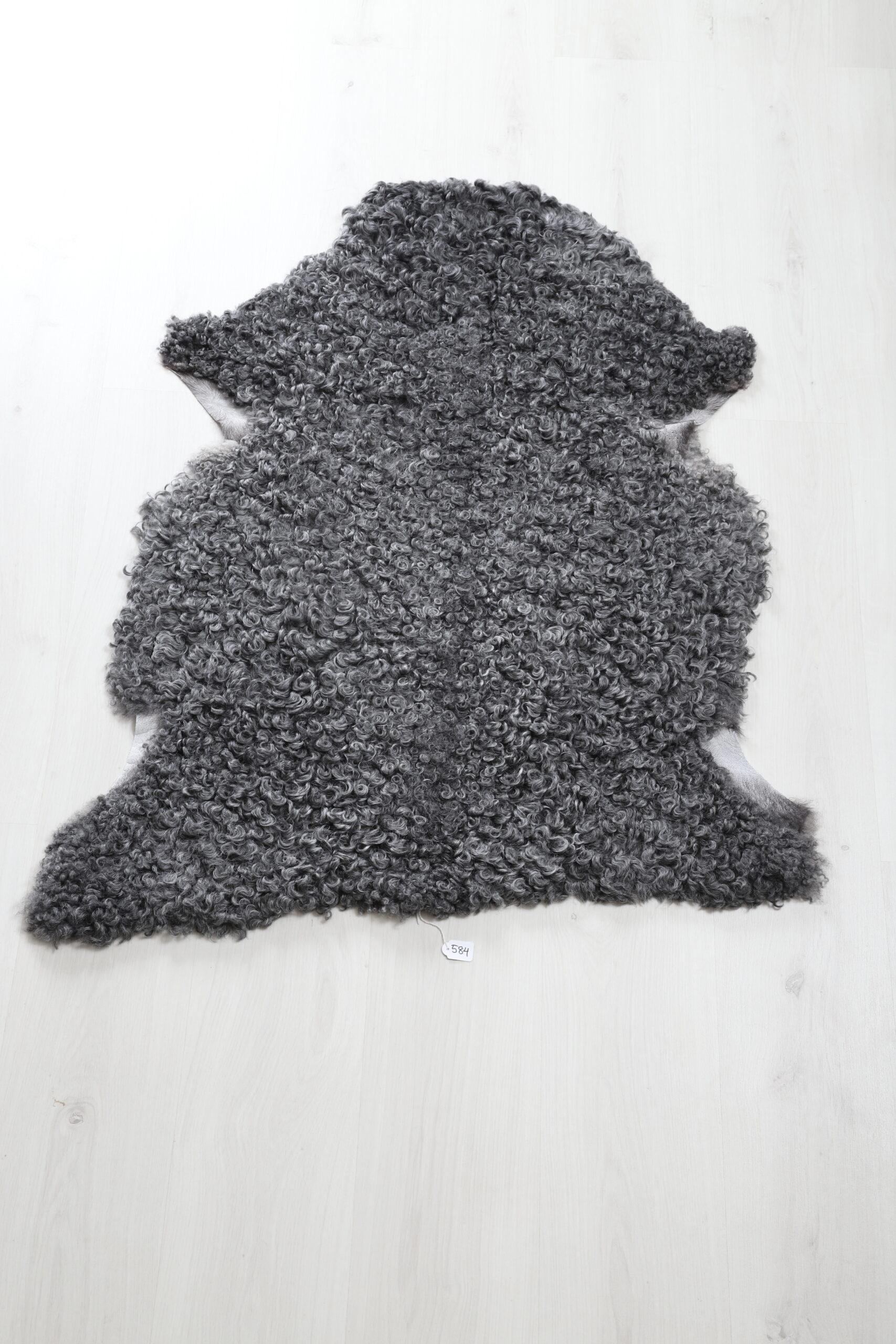 584-Lammskinn, Fårskinn, Lambskin, Sheepskin, Schafsfell, Schafspeltz