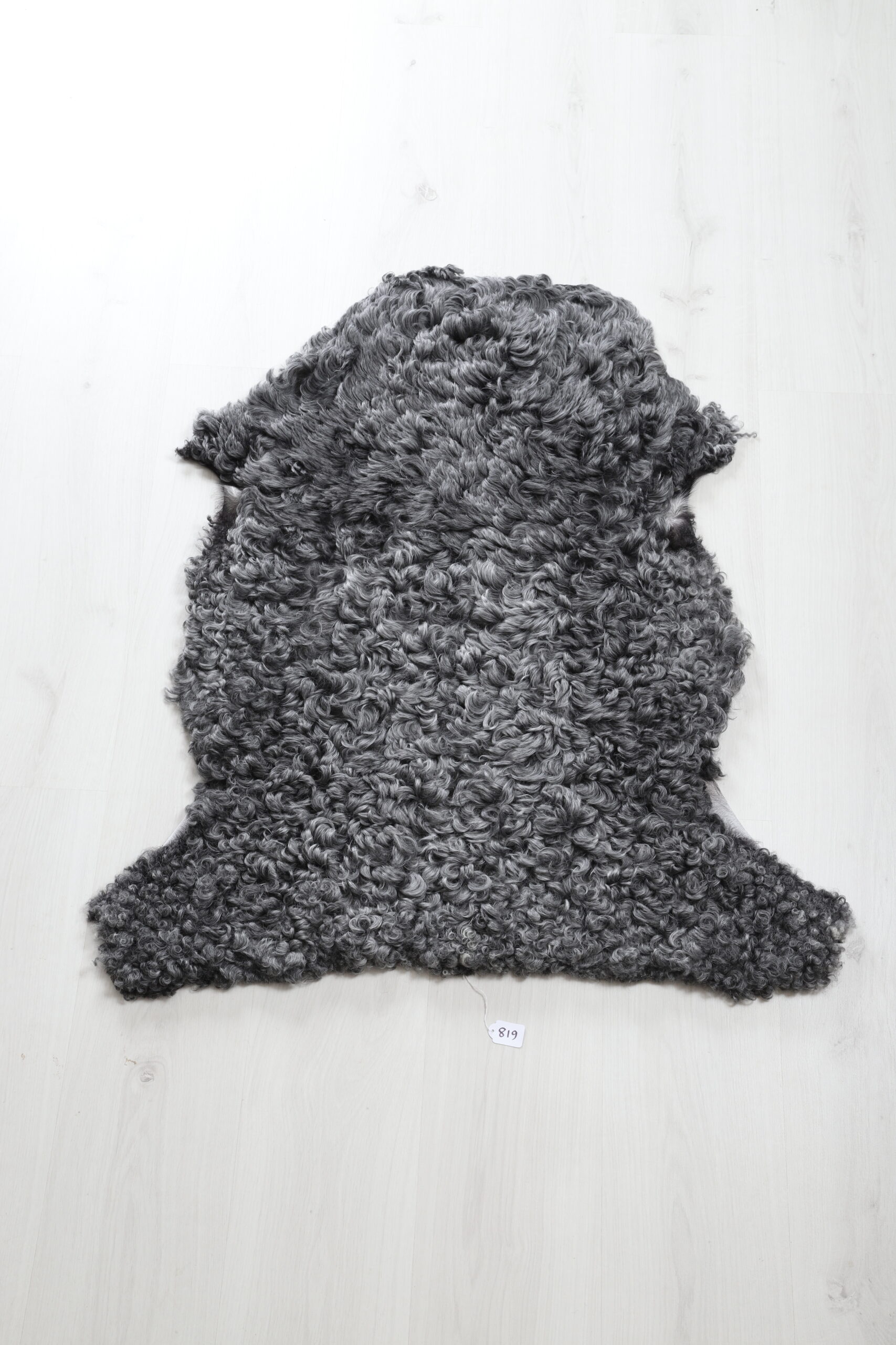 819-Lammskinn, Fårskinn, Lambskin, Sheepskin, Schafsfell, Schafspeltz